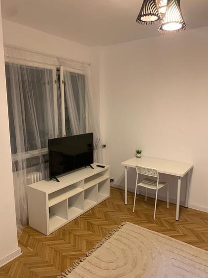 Garsonieră decomandată în Kogălniceanu