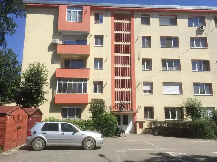 inchiriez ap.2 camere micro1 - 1