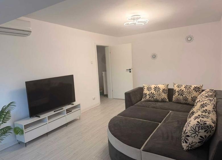 Apartament cu 3 camere decomandat în Gorjului