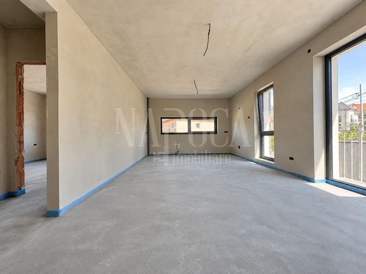 Duplex cu 4 camere cu Canalizare în Andrei Mureșanu