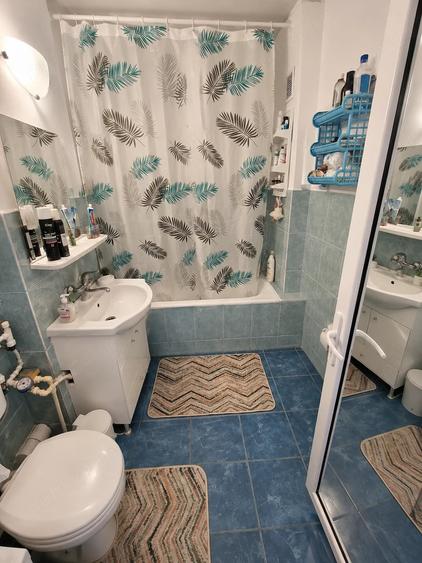 Apartament cu 2 camere semidecomandat în Exterior Vest