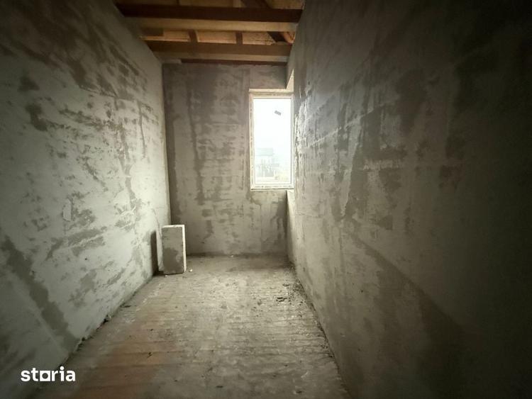 Casă cu 4 camere cu Teren 700 Mp în Chinteni