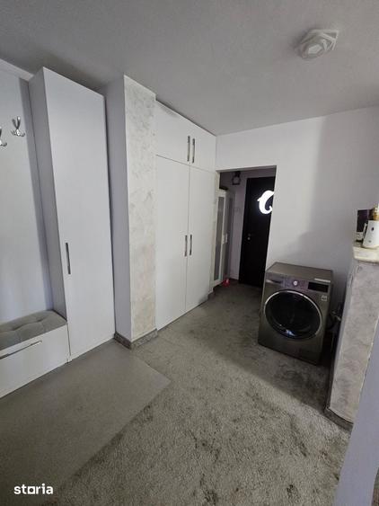Apartament decomandat 2 camere, zona Trocadero - 4