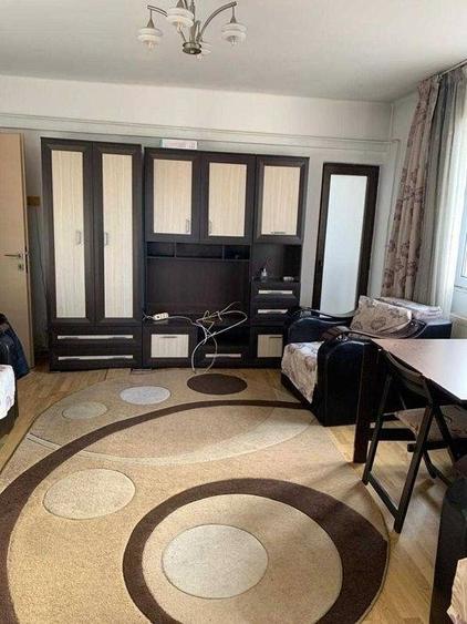 Apartament cu 2 camere în Plopilor