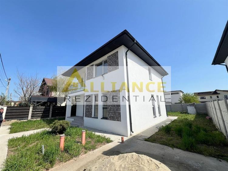 Vila Individuala - 5 camere-3 bai-Strada Miorita-500 M  de STV - 5