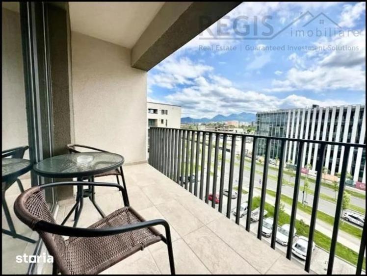 Apartament cu 3 camere, mobilat în Tractorul