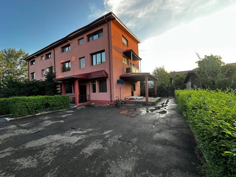 Duplex cu 7 camere cu Canalizare în Ciorogârla
