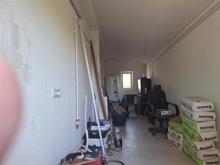 Casă individuală cu 4 camere cu Teren 1300 Mp în Alparea