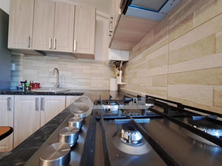 Apartament cu 2 camere semidecomandat, mobilat în Aeroport