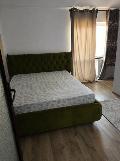Apartament cu 2 camere semidecomandat în Tineretului