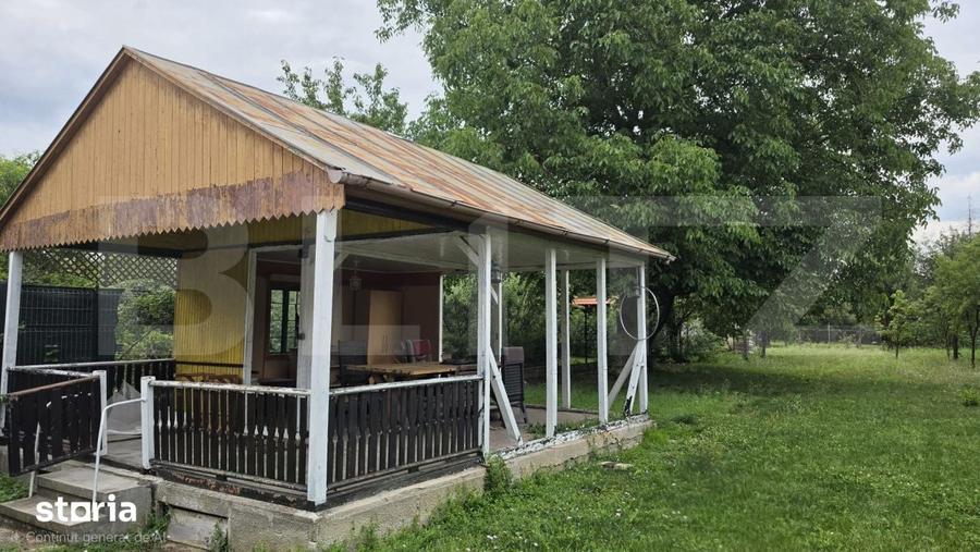 Casă cu 4 camere cu Teren 890 Mp în Bercu Roșu