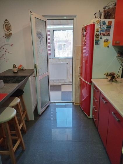 Apartament cu 2 camere semidecomandat în Est