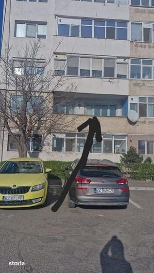 Apartament cu 2 camere decomandat în Micro 5