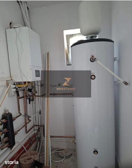 Casă cu 7 camere cu Teren 700 Mp în Sântandrei