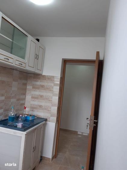 De inchiriat apartament cu 2 camere si balcon, renovat,mobilat 1100lei - 5