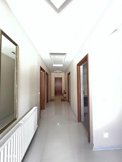 Vila Superba pentru 2 familii /9 Camere /Curte 721 - 14