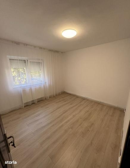 Apartament cu 2 camere decomandat în 1 Mai