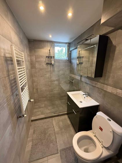 Apartament cu 2 camere decomandat în Spitalul Județean