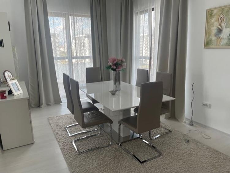 Apartament cu 3 camere decomandat în Mihai Viteazul