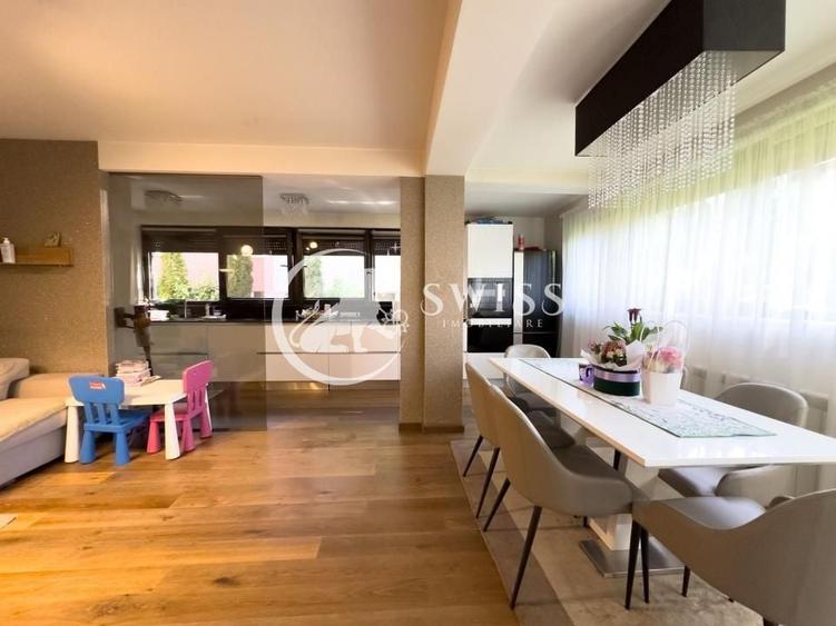 Apartament cu 3 camere semidecomandat, mobilat în Bună Ziua