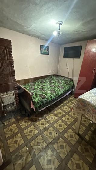 Casă individuală cu 3 camere cu Canalizare în Romos