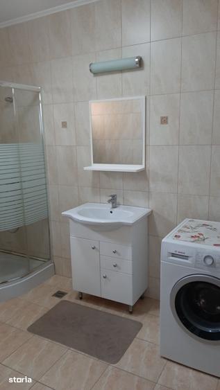 Casă cu 5 camere cu Teren 300 Mp în Chiajna