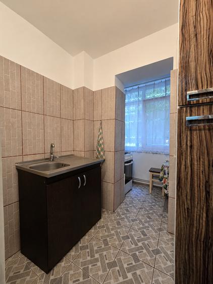 Apartament 4 camere cf II sd, etaj 1, centrală termică, AC, zona Marna - 9