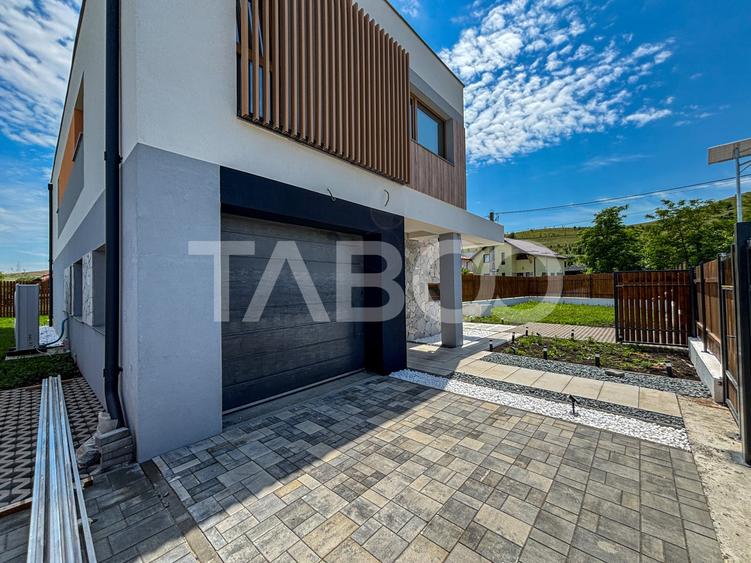 Casă individuală cu 5 camere cu Piscina în Sânnicoară