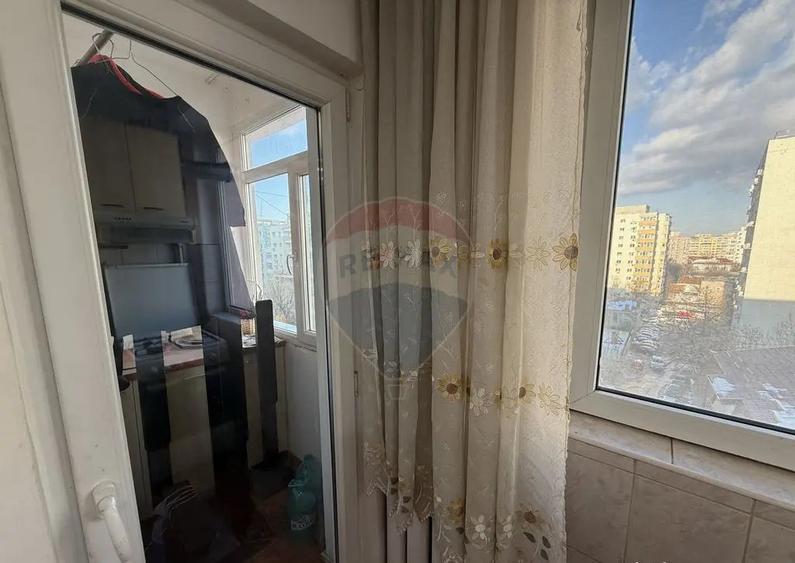 Apartament cu 2 camere semidecomandat, mobilat în Iancului
