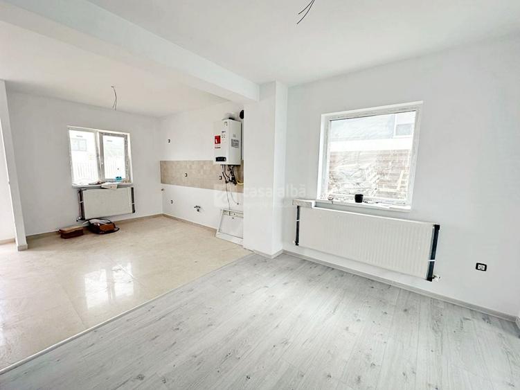 Duplex cu 3 camere cu Canalizare în Păcurari