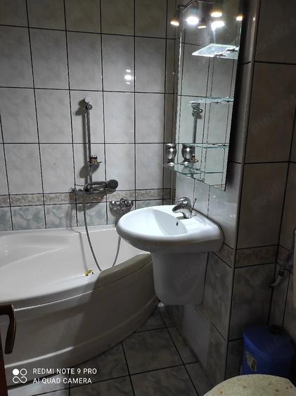 Apartament cu 2 camere decomandat în 22 Decembrie