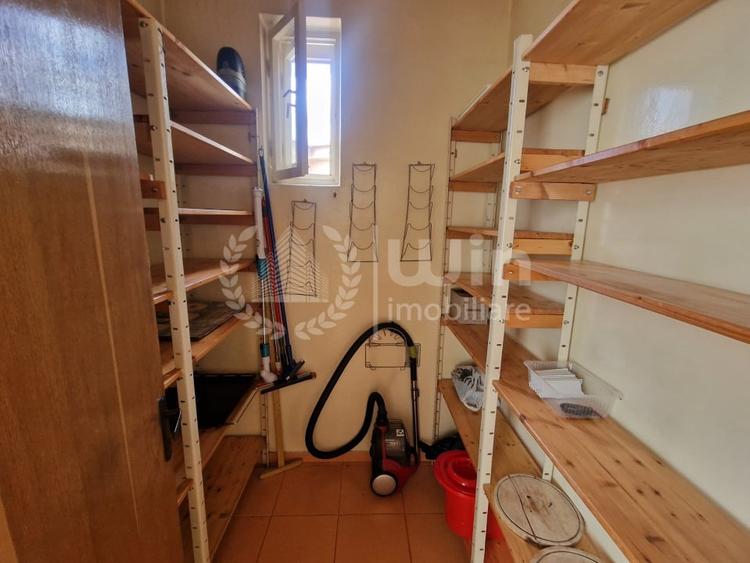Apartament cu 3 camere decomandat, mobilat în Central