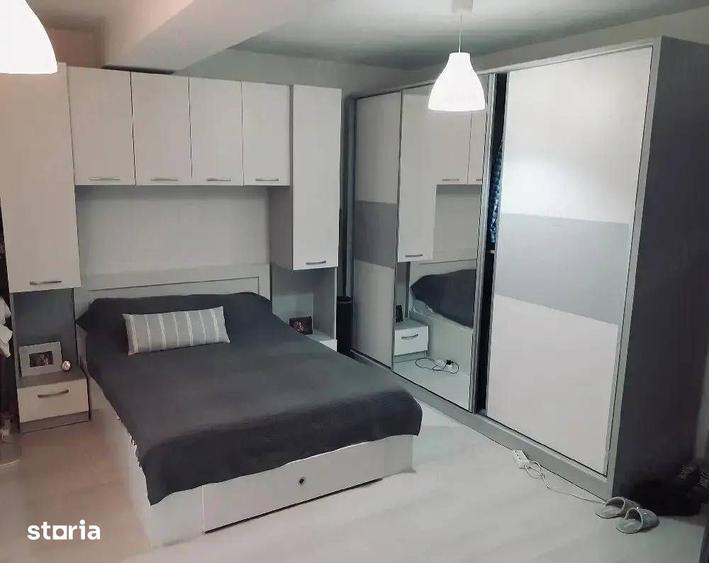 Garsonieră în Titan