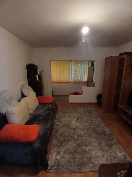 Apartament cu 2 camere decomandat în Șimian