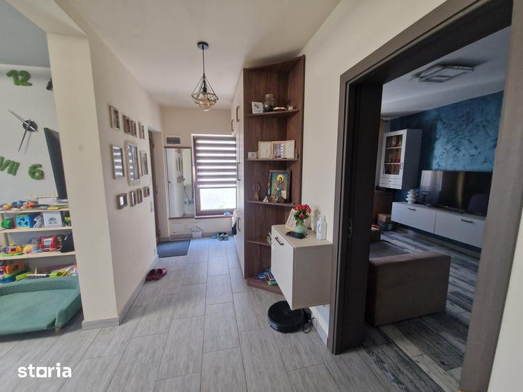 Casă cu 5 camere cu Teren 137 Mp în Apahida