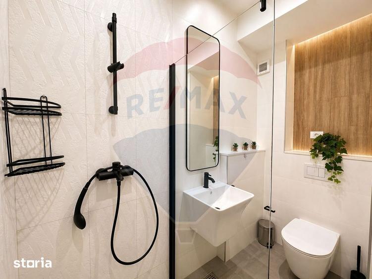 Apartament cu 3 camere decomandat, mobilat în Tomis I
