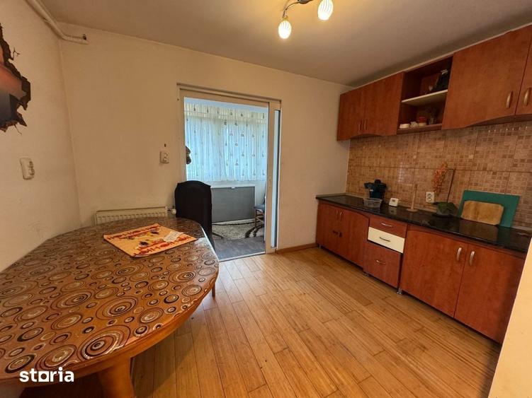 Apartament cu 4 camere în Central