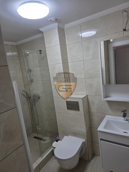 Apartament cu 3 camere decomandat, mobilat în Energia