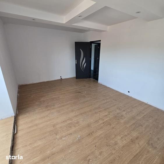 Apartament cu 3 camere în Rogerius
