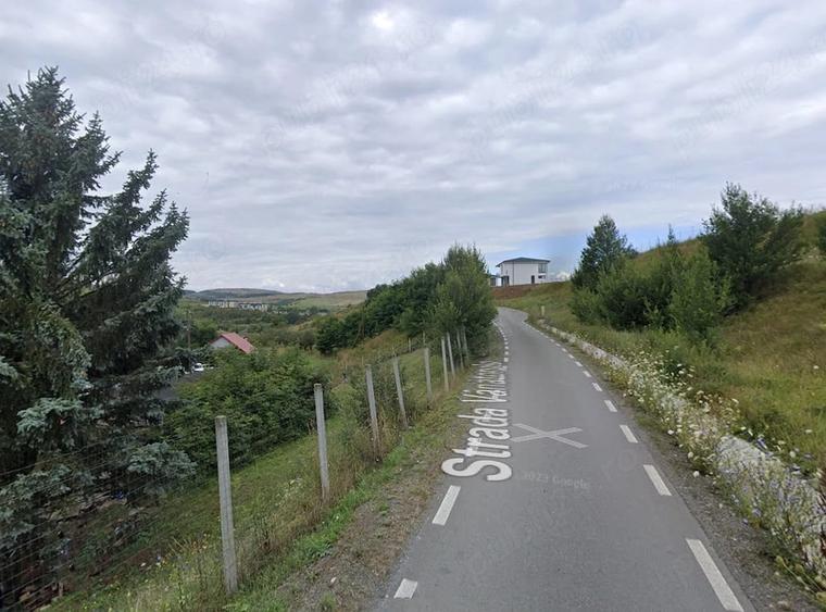 Teren de 800 mp, în Central