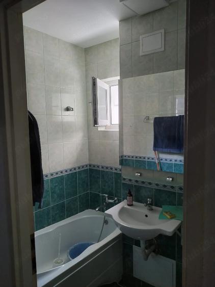 Dau in chirie apartament cu doua camere in zona Mana?tur - 3