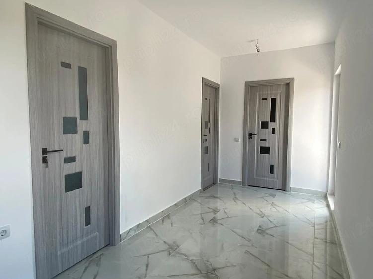 Casă cu Teren 200 Mp în Central