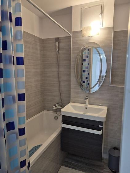 Apartament cu 2 camere decomandat, mobilat în Lenin