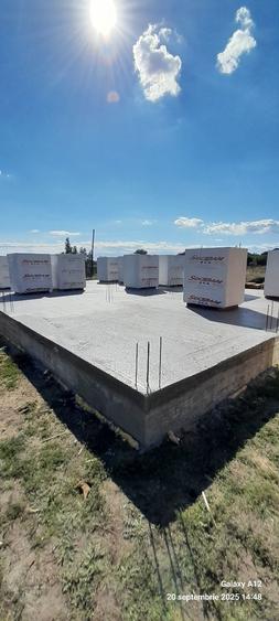 Casă cu 4 camere cu Teren 450 Mp în Central