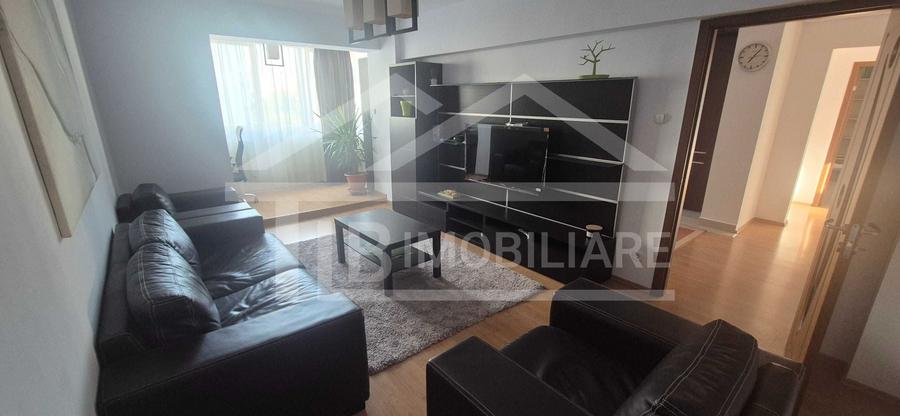 Apartament cu 3 camere decomandat, mobilat în Pandurilor