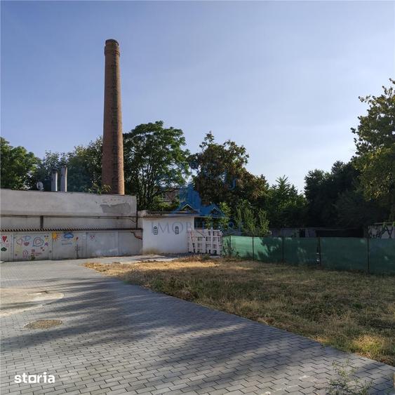 Casă cu 4 camere cu Teren 972 Mp în Central