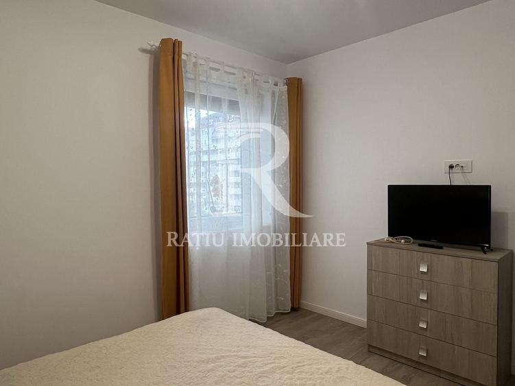 Apartament cu 2 camere semidecomandat, mobilat în Calea Aradului