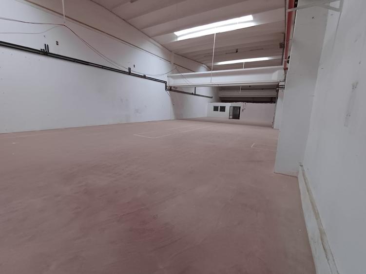 Spațiu industrial, de 1,740 mp, în Vest