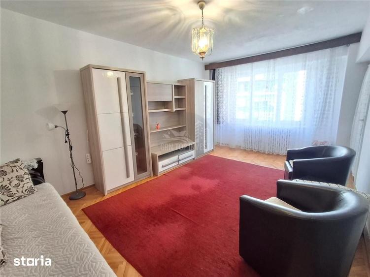 Apartament cu 2 camere decomandat în Mihai Viteazul