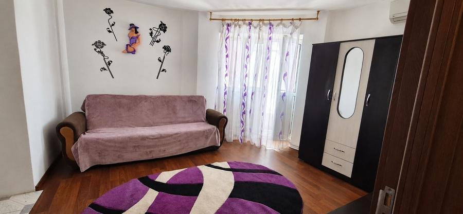 Apartament cu 2 camere semidecomandat în Republicii